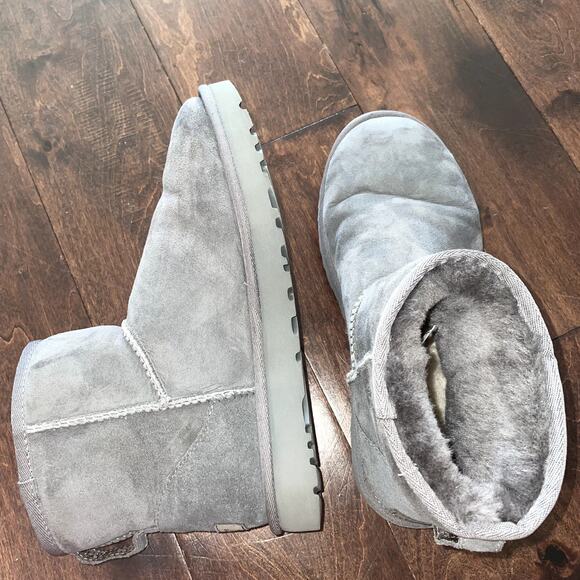 new ugg classic mini II boots gray size 8 - Picture 9 of 9